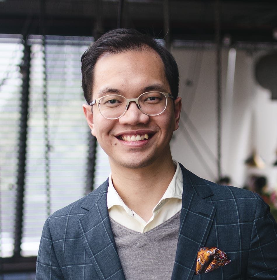 Dr Adam Zubir